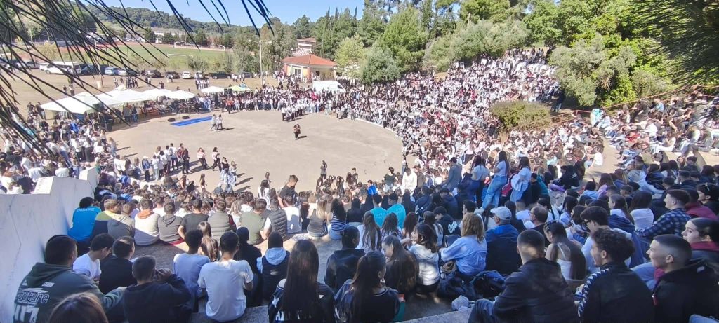 679384321 932238259634419 1605229304817416833 N